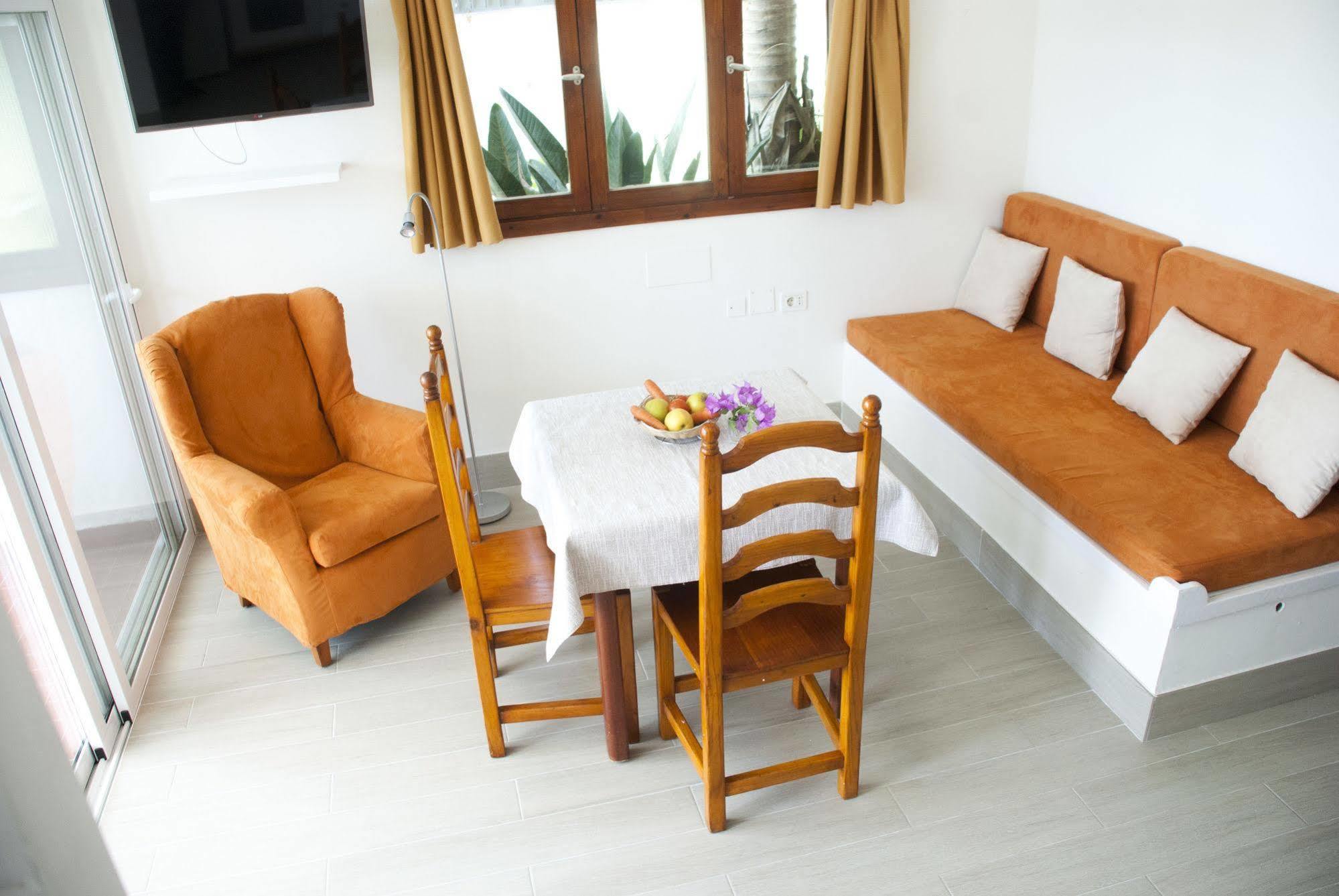 Apartamentos El Paseo ปลายา เดล อิงเกลส ภายนอก รูปภาพ